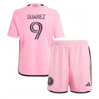 Camisa de Futebol Inter Miami Luis Suarez #9 Equipamento Principal Infantil 2024-25 Manga Curta (+ Calças curtas)